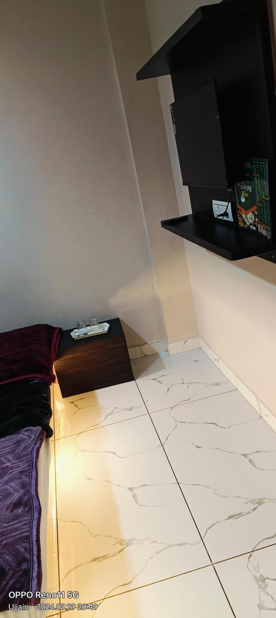 Hotel Rainbow Ujjain Zewnętrze zdjęcie