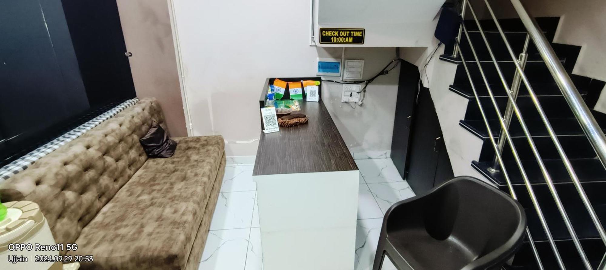 Hotel Rainbow Ujjain Zewnętrze zdjęcie