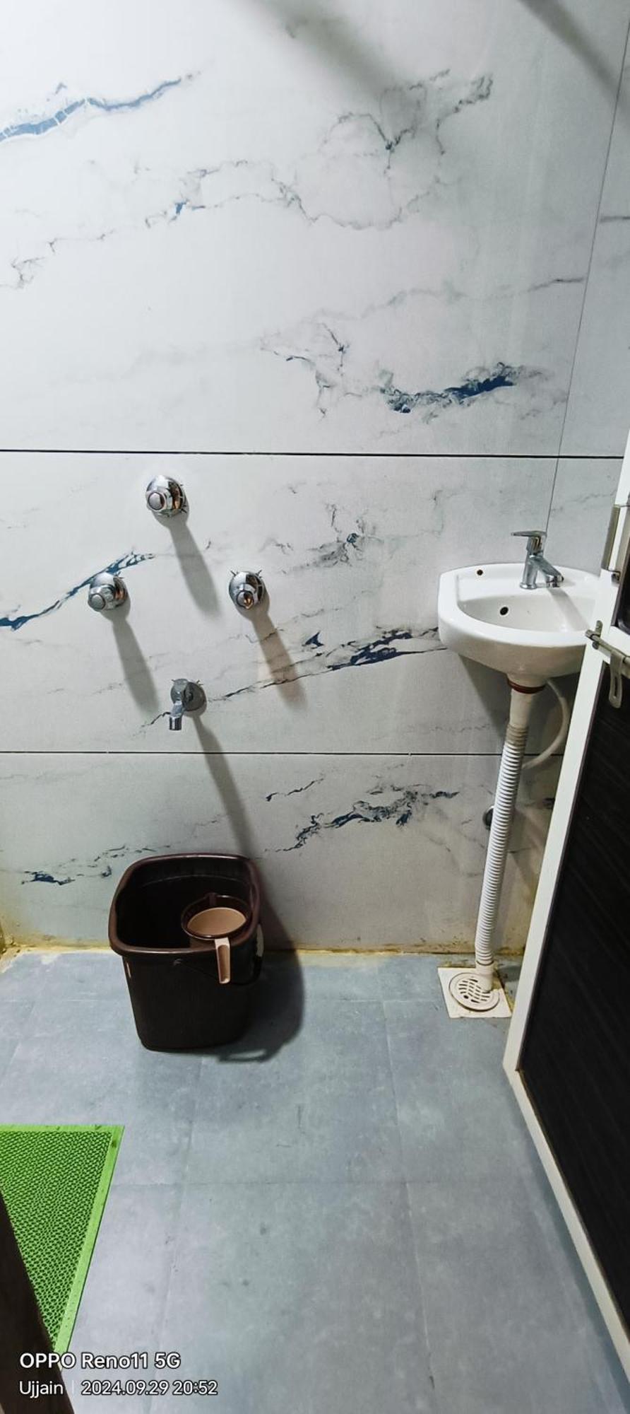 Hotel Rainbow Ujjain Zewnętrze zdjęcie