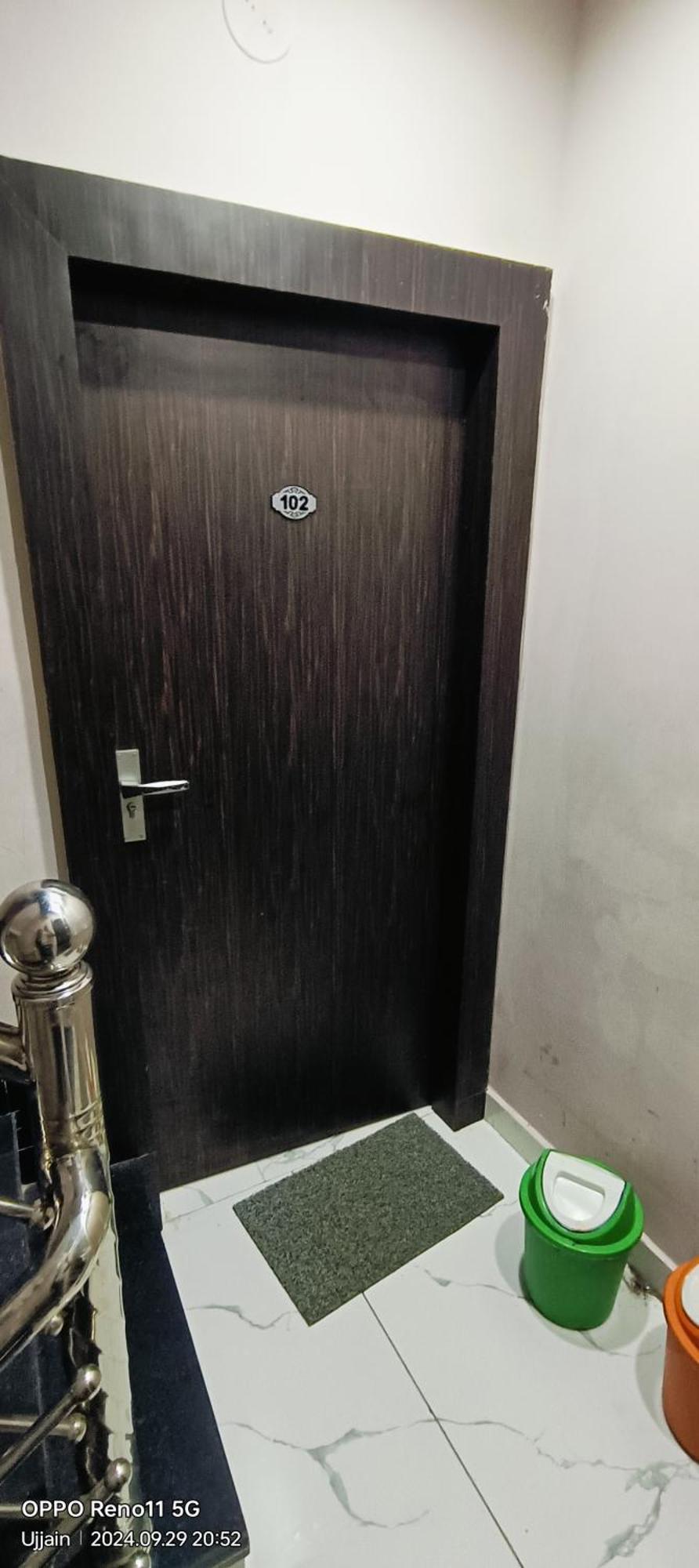 Hotel Rainbow Ujjain Zewnętrze zdjęcie